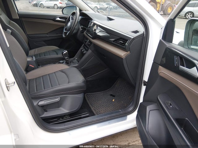 44885611 :رقم المزاد ، 3VV2X7B24NM070716 vin ، 2022 Volkswagen Taos 1.5t Sel مزاد بيع