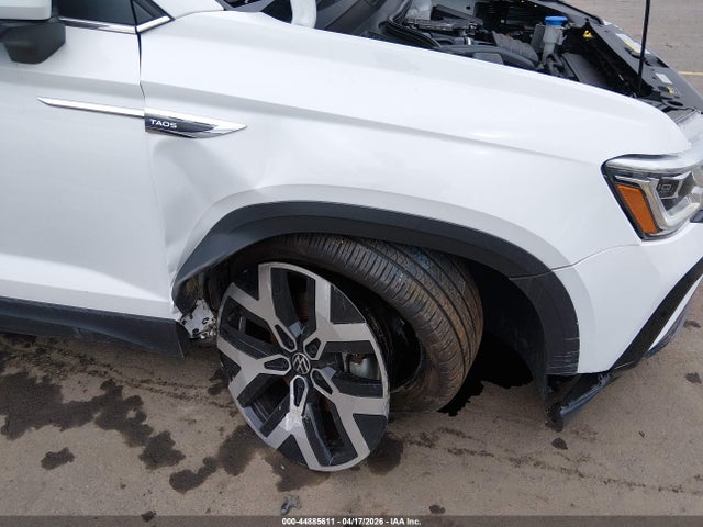 44885611 :رقم المزاد ، 3VV2X7B24NM070716 vin ، 2022 Volkswagen Taos 1.5t Sel مزاد بيع