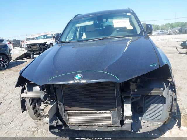 44885613 :رقم المزاد ، 5UXWX9C51F0D46795 vin ، 2015 Bmw X3 Xdrive28i مزاد بيع