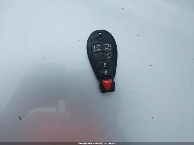 2013 Chrysler Town & Country Touring მანქანა იყიდება აუქციონზე, vin: 2C4RC1BGXDR563938, აუქციონის ნომერი: 44885626