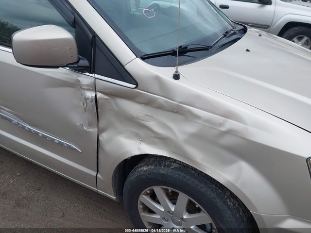 2013 Chrysler Town & Country Touring მანქანა იყიდება აუქციონზე, vin: 2C4RC1BGXDR563938, აუქციონის ნომერი: 44885626