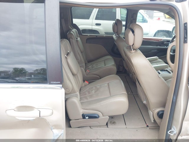 2013 Chrysler Town & Country Touring მანქანა იყიდება აუქციონზე, vin: 2C4RC1BGXDR563938, აუქციონის ნომერი: 44885626