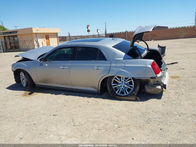 Chrysler 300C 2016 2C3CCAEG5GH127904 Image 14