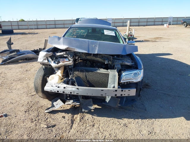 Chrysler 300C 2016 2C3CCAEG5GH127904 Image 6