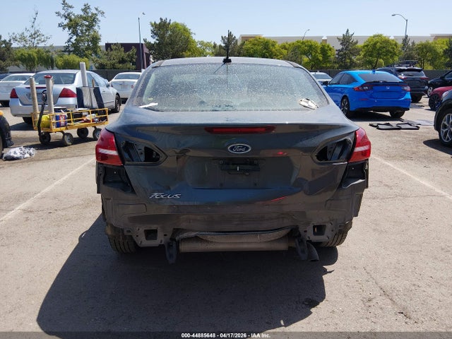 Ford FOCUS S 2018 1FADP3E29JL217366 Image 17
