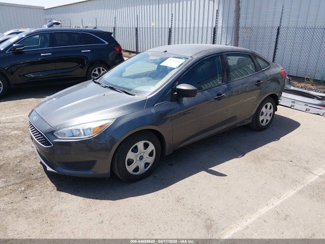 Ford FOCUS S 2018 1FADP3E29JL217366 Image 2