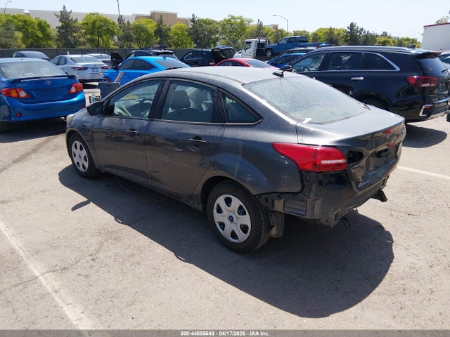 Ford FOCUS S 2018 1FADP3E29JL217366 Image 3