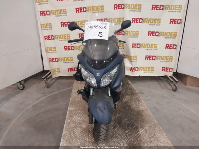 Продажа на аукционе авто 2022 Suzuki Uh200, vin: MLCCH41A3N1600326, номер лота: 44885658