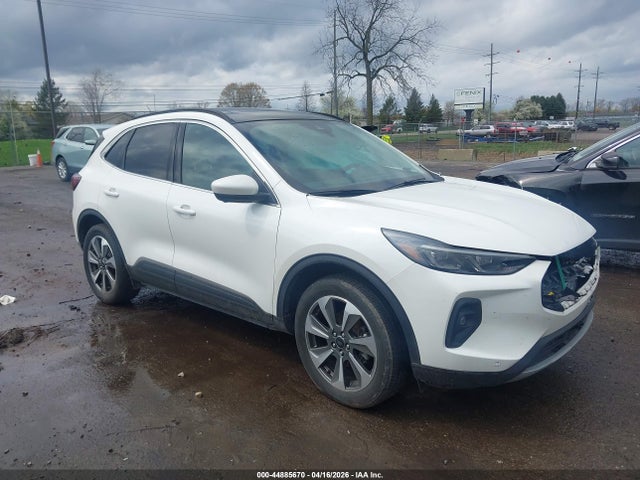 Продажа на аукционе авто 2024 Ford Escape Platinum, vin: 1FMCU9JA9RUB61641, номер лота: 44885670