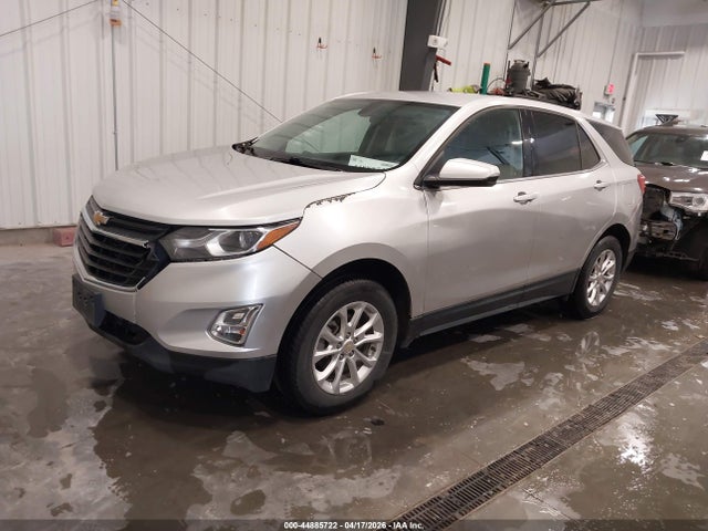 2GNAXUEV3K6270823 Chevrolet EQUINOX LT