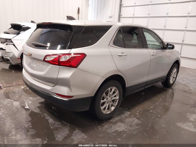 2GNAXUEV3K6270823 Chevrolet EQUINOX LT