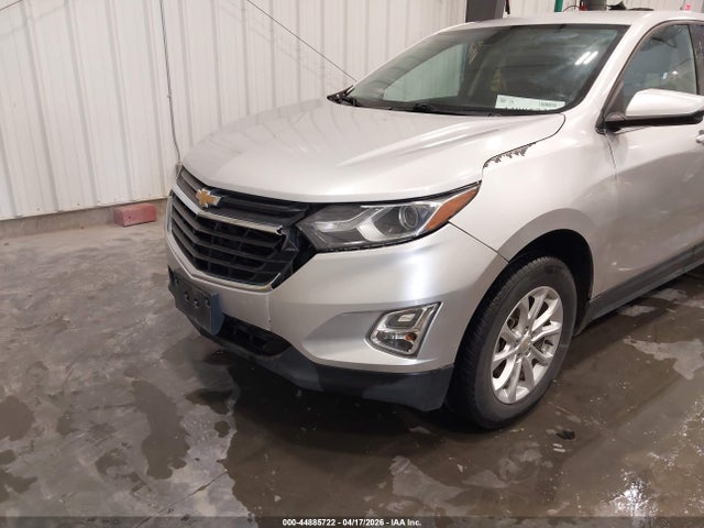 2GNAXUEV3K6270823 Chevrolet EQUINOX LT