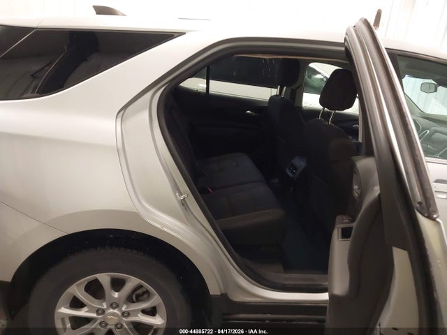 2GNAXUEV3K6270823 Chevrolet EQUINOX LT