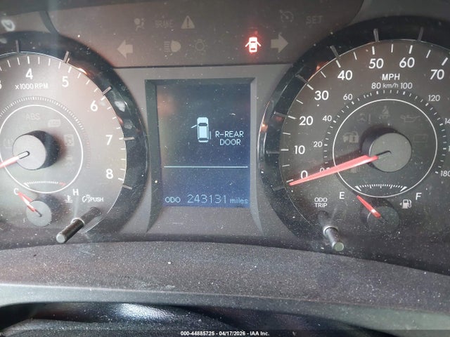 5TDKK3DC7FS616079 Toyota Sienna Le 8 Passenger