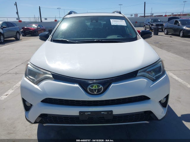 JTMNFREV2HJ712898 Toyota RAV4 SE