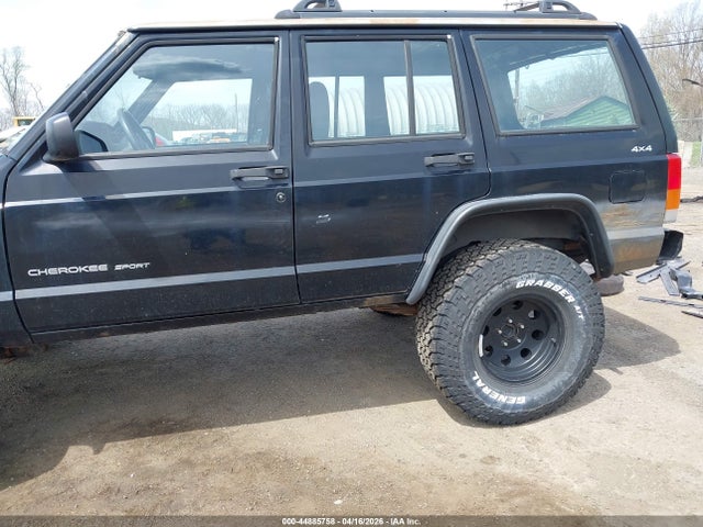 1999 Jeep Cherokee Classic/sport მანქანა იყიდება აუქციონზე, vin: 1J4FF68S5XL530775, აუქციონის ნომერი: 44885758
