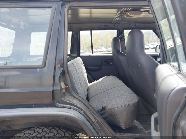 1999 Jeep Cherokee Classic/sport მანქანა იყიდება აუქციონზე, vin: 1J4FF68S5XL530775, აუქციონის ნომერი: 44885758