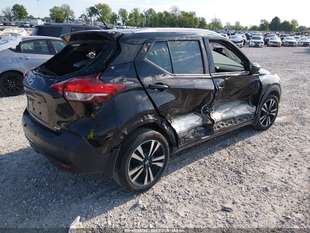 44885793 :رقم المزاد ، 3N1CP5DV2LL564562 vin ، 2020 Nissan Kicks Sr Xtronic Cvt مزاد بيع