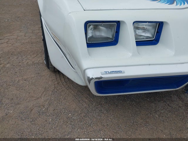 1980 Pontiac Firebird მანქანა იყიდება აუქციონზე, vin: 2W87TAL124634, აუქციონის ნომერი: 44885806