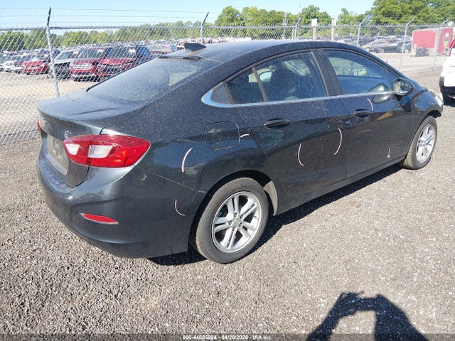 44885834 :رقم المزاد ، 1G1BE5SM5J7165289 vin ، 2018 Chevrolet Cruze Lt Auto مزاد بيع