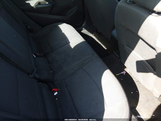 44885834 :رقم المزاد ، 1G1BE5SM5J7165289 vin ، 2018 Chevrolet Cruze Lt Auto مزاد بيع