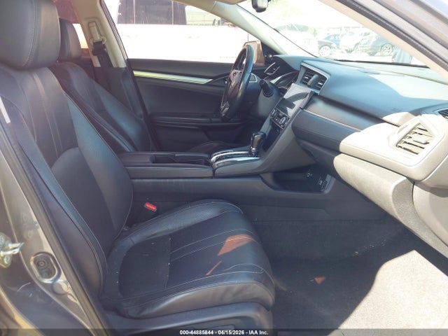 2HGFC1F96HH638002 Honda Civic Touring