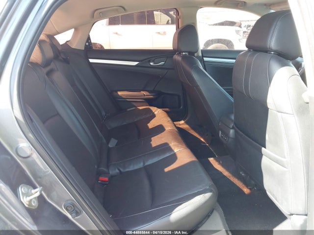 2HGFC1F96HH638002 Honda Civic Touring