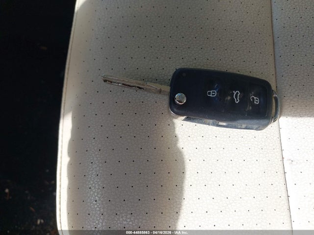 Продаж на аукціоні авто 2010 Volkswagen Jetta Limited Edition, vin: 3VWAX7AJ4AM126986, номер лоту: 44885863