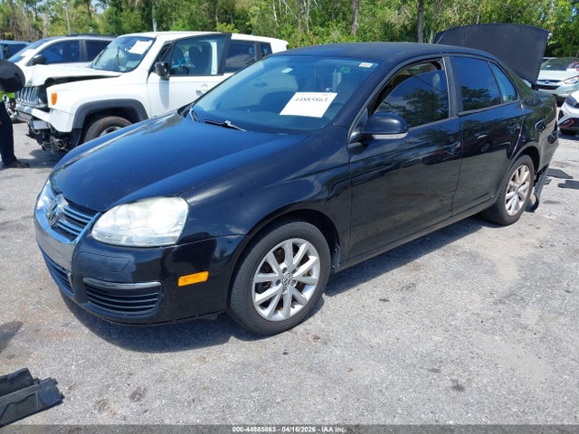 Продаж на аукціоні авто 2010 Volkswagen Jetta Limited Edition, vin: 3VWAX7AJ4AM126986, номер лоту: 44885863
