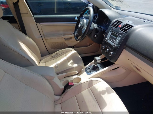 Продаж на аукціоні авто 2010 Volkswagen Jetta Limited Edition, vin: 3VWAX7AJ4AM126986, номер лоту: 44885863