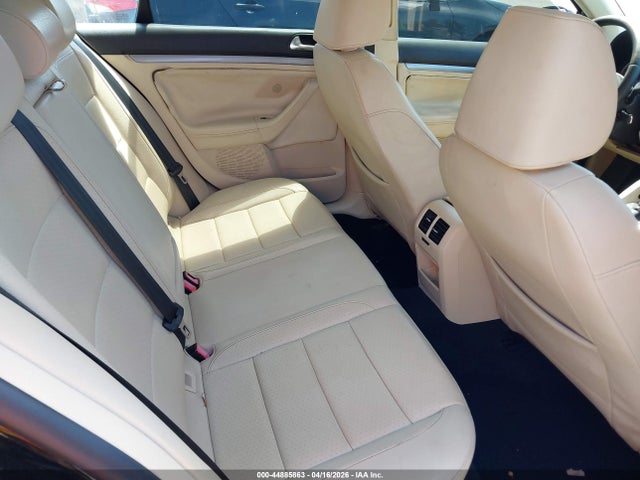 Продаж на аукціоні авто 2010 Volkswagen Jetta Limited Edition, vin: 3VWAX7AJ4AM126986, номер лоту: 44885863