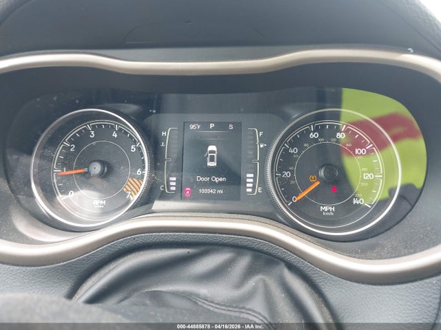 Aukcja sprzedaży 2015 Jeep Cherokee Latitude, vin: 1C4PJMCB2FW606194, numer aukcji: 44885878