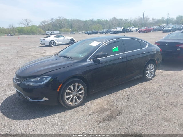 44885882 :رقم المزاد ، 1C3CCCCB2FN527802 vin ، 2015 Chrysler 200 C مزاد بيع