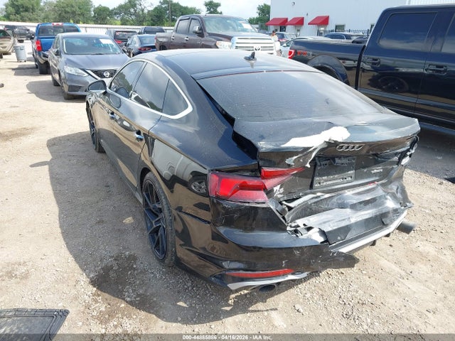 Продажа на аукционе авто 2019 Audi A5 45 Premium, vin: WAUANCF56KA063642, номер лота: 44885886