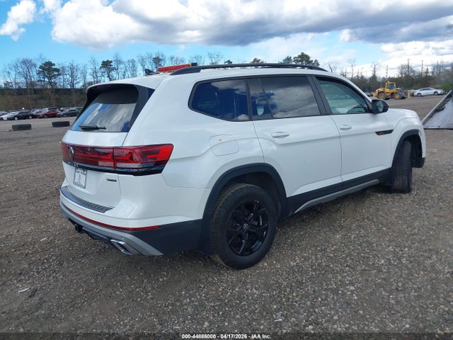 Продаж на аукціоні авто 2024 Volkswagen Atlas 2.0t Peak Edition Sel, vin: 1V2GR2CA3RC575319, номер лоту: 44886000