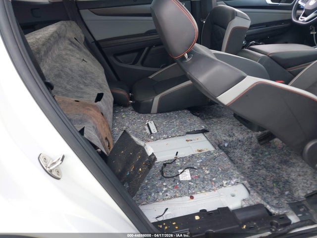 Продаж на аукціоні авто 2024 Volkswagen Atlas 2.0t Peak Edition Sel, vin: 1V2GR2CA3RC575319, номер лоту: 44886000
