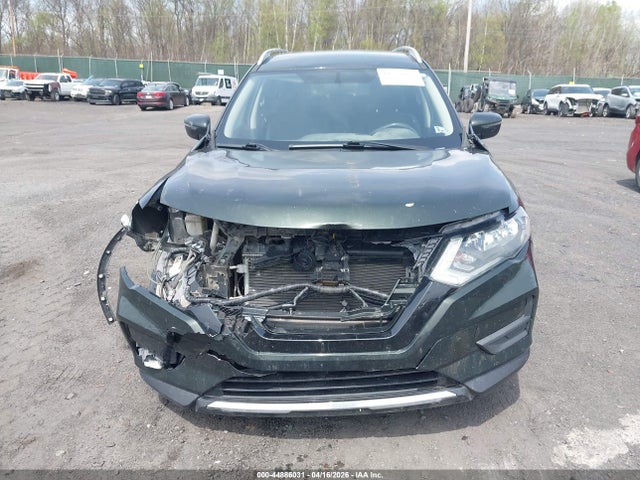 2018 Nissan Rogue Sv მანქანა იყიდება აუქციონზე, vin: 5N1AT2MV1JC794581, აუქციონის ნომერი: 44886031