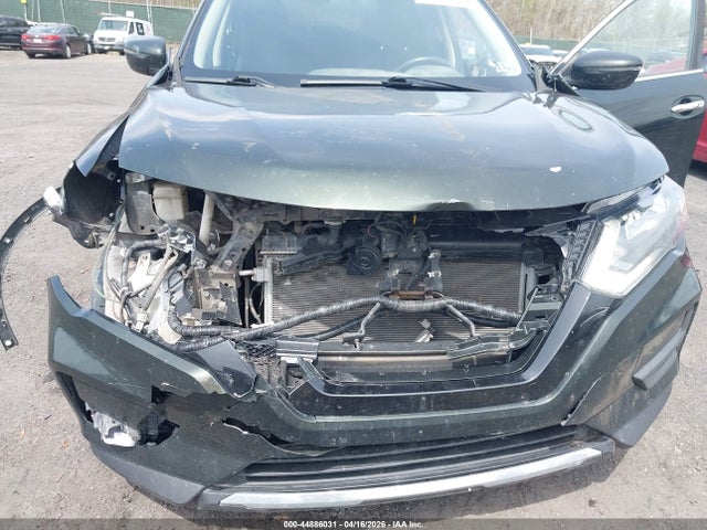 2018 Nissan Rogue Sv მანქანა იყიდება აუქციონზე, vin: 5N1AT2MV1JC794581, აუქციონის ნომერი: 44886031
