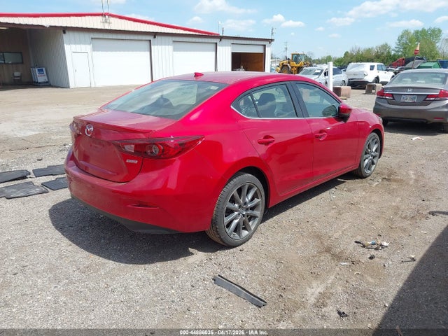 Продаж на аукціоні авто 2018 Mazda Mazda3 Touring, vin: 3MZBN1V31JM214252, номер лоту: 44886035