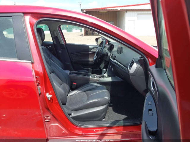 Продаж на аукціоні авто 2018 Mazda Mazda3 Touring, vin: 3MZBN1V31JM214252, номер лоту: 44886035