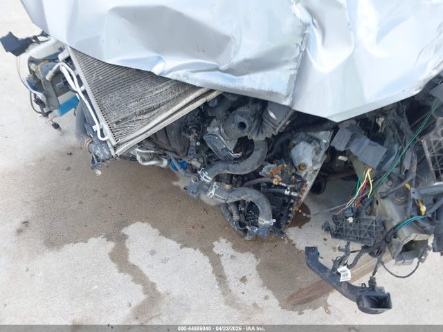 2017 Hyundai Elantra Limited მანქანა იყიდება აუქციონზე, vin: 5NPD84LF5HH013262, აუქციონის ნომერი: 44886040