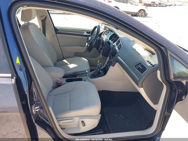 44886042 :رقم المزاد ، 3VWG17AU9JM278767 vin ، 2018 Volkswagen Golf Tsi S/tsi Se مزاد بيع