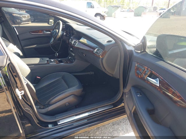 44886046 :رقم المزاد ، WDDLJ7DBXDA075406 vin ، 2013 Mercedes-benz Cls 550 مزاد بيع