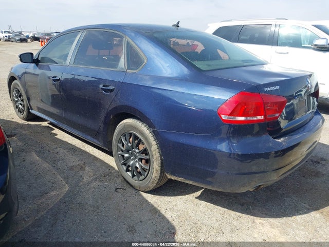 Продажа на аукционе авто 2013 Volkswagen Passat 2.5l S, vin: 1VWAP7A31DC078760, номер лота: 44886084