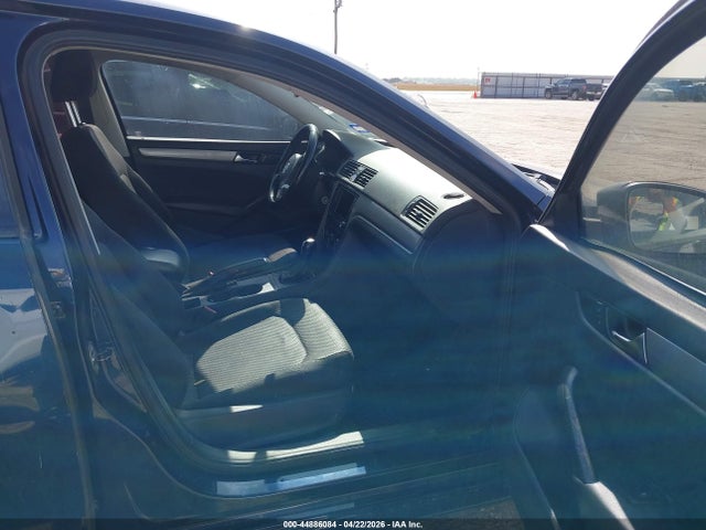Продажа на аукционе авто 2013 Volkswagen Passat 2.5l S, vin: 1VWAP7A31DC078760, номер лота: 44886084