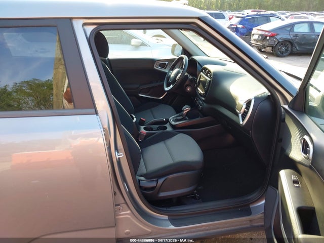 Продажа на аукционе авто 2024 Kia Soul Lx, vin: KNDJ23AU1R7901478, номер лота: 44886086