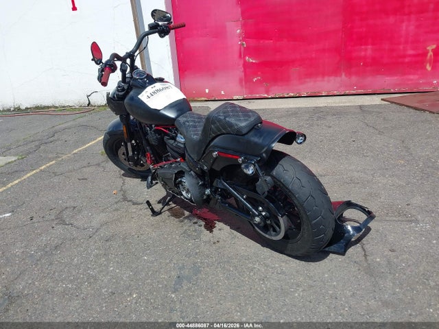 Harley-Davidson FXFBS 2020 1HD1YLK10LB056130 Image 3
