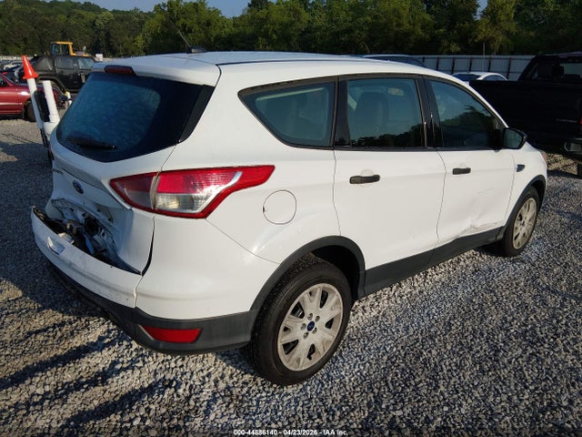 44886140 :رقم المزاد ، 1FMCU0F77GUA97489 vin ، 2016 Ford Escape S مزاد بيع