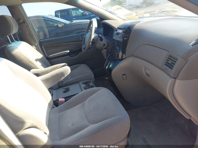 2005 TOYOTA SIENNA 5TDZA23C25S231167 Photo 4