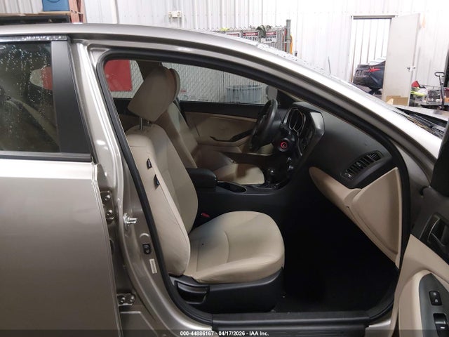 Продаж на аукціоні авто 2015 Kia Optima Lx, vin: KNAGM4A74F5556729, номер лоту: 44886167